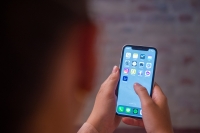 Apple føyer seg etter EUs datalover.