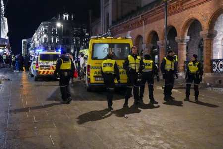 Kaos på Karl Johan – én til legevakt med hodeskader