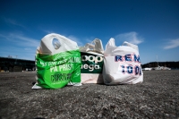 Prisen på plastposer vil trolig øke igjen.