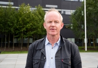 Stortingspolitiker for SV, Lars Haltbrekken, mener at mangfoldet blant partiets kandidater og representanter speiler befolkningen og gjør at partiet klarer å se samfunnet fra ulike sider.