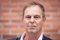 Advokat Geir Jesinsky er forsvarer for en av de fire som er siktet for drapet på Jonas Aarseth Henriksen.