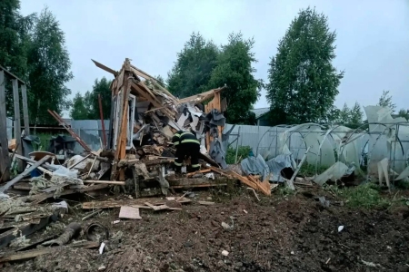 Massivt ukrainsk droneangrep mot Moskva – oljeraffineri i brann